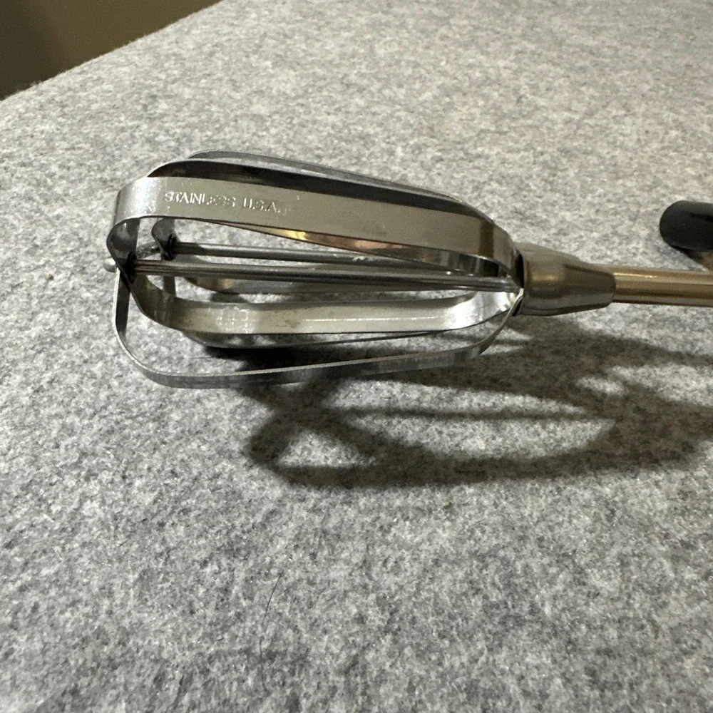 Vintage EKCO Best Manual Hand Mixer‎ Egg Beater Stainless Works Well